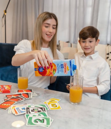Natulac promueve la importancia de la hidratación en el Día de las Bebidas