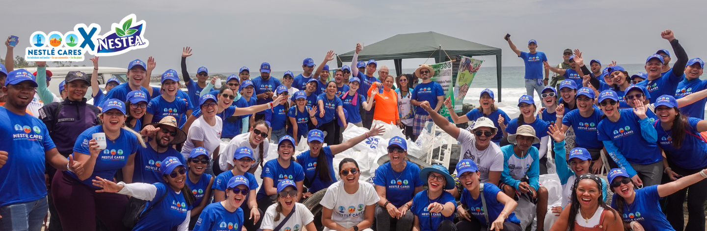 NESTEA® y NESTLÉ refrescaron Playa los Coquitos con limpieza de casi 700 kg de residuos