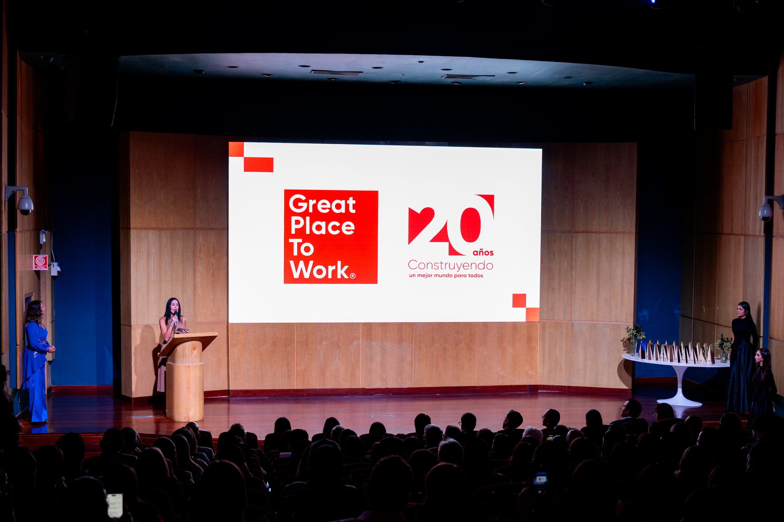 Great Place to Work® autoridad global en cultura organizacional, en su décima sexta entrega de reconocimientos da a conocer las listas de Los Mejores Lugares para Trabajar™ en Venezuela 2025.